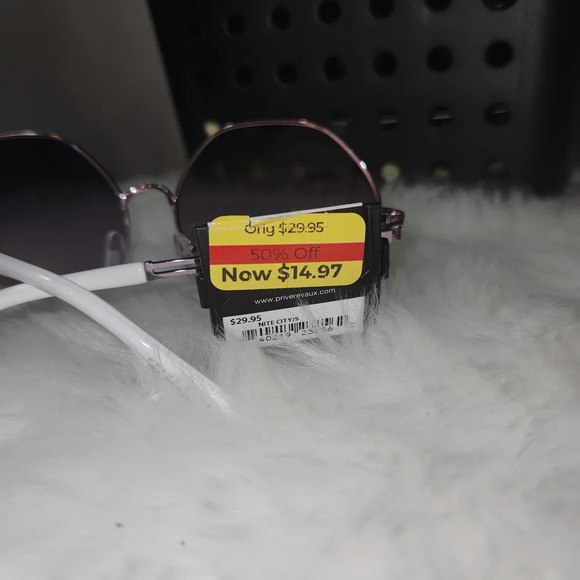 Prive Revoux Stylish  Sunglasses - Picture 4 of 7